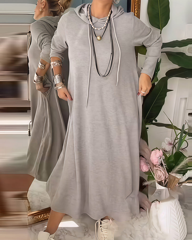 Einfarbiges Kleid Mit Kapuzentasche