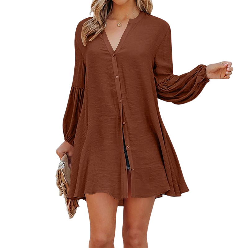 Einfarbiges T-Shirt mit Knöpfen