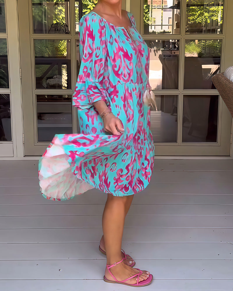 Bedrucktes Kleid mit losen Ärmeln