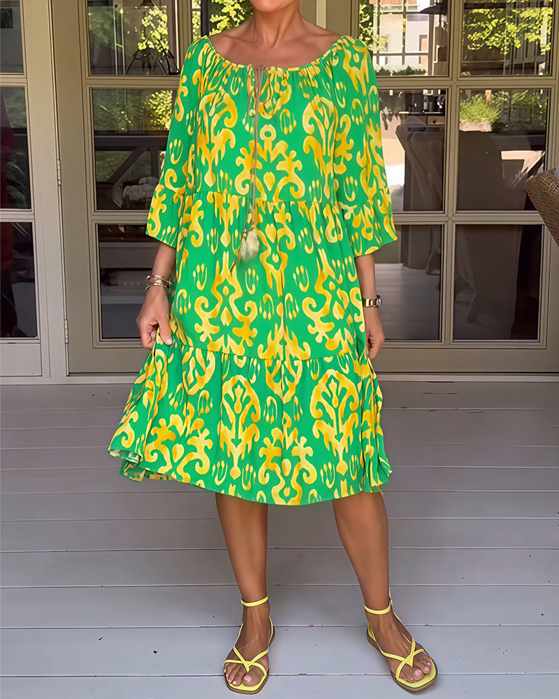 Bedrucktes Kleid mit losen Ärmeln