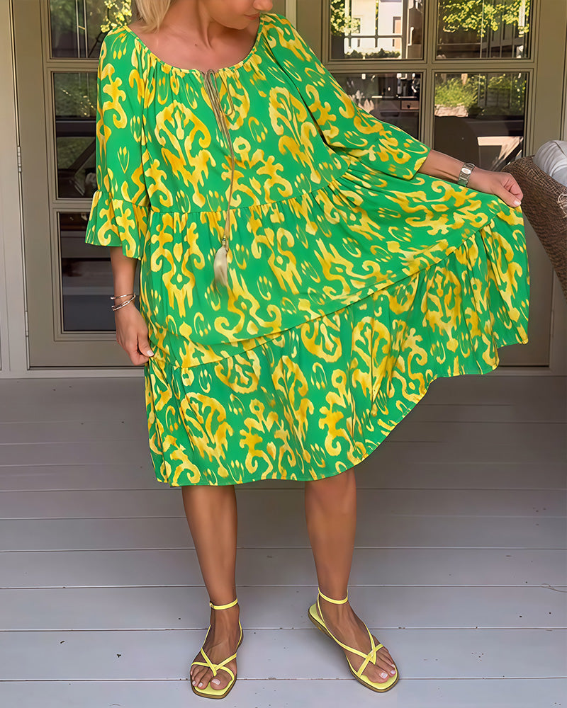 Bedrucktes Kleid mit losen Ärmeln