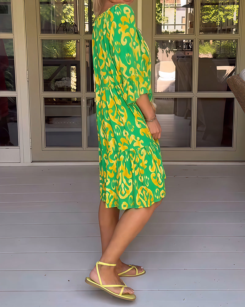 Bedrucktes Kleid mit losen Ärmeln