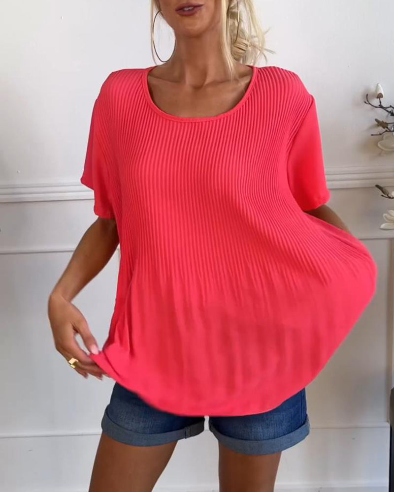 Schlichte, plissierte Bluse mit Rundhalsausschnitt