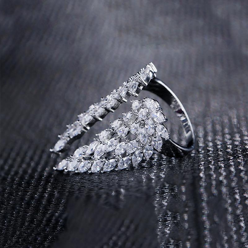 Elegante Engelsflügel Ringe für Damen
