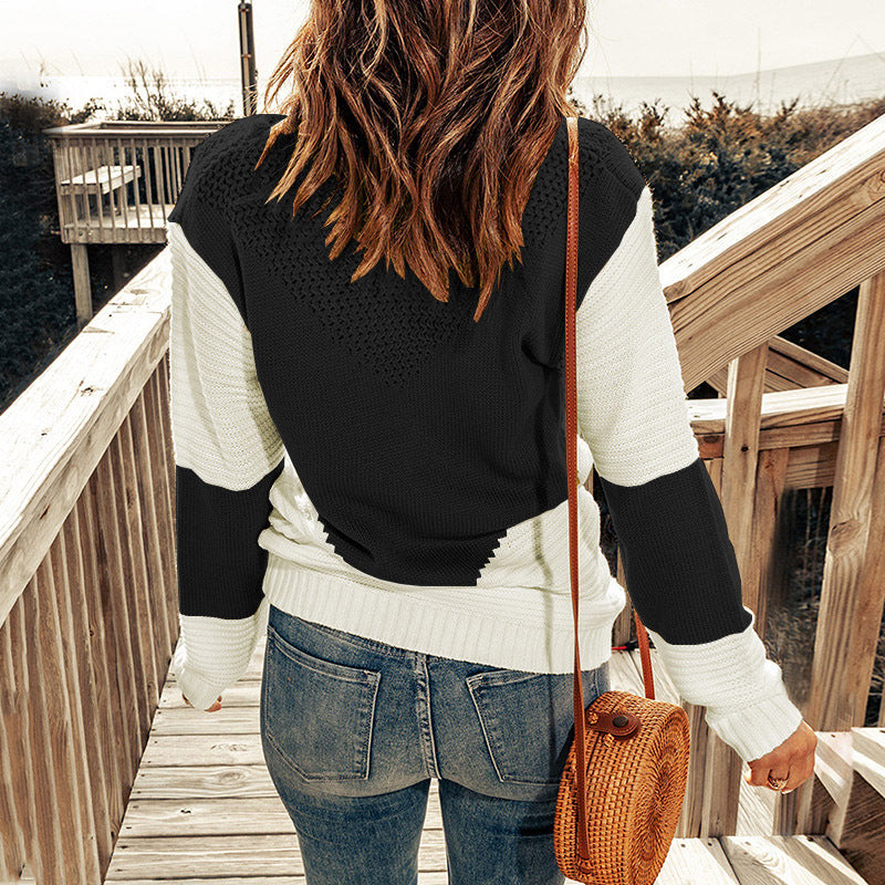 Pullover mit Rundhalsausschnitt und Farbblock