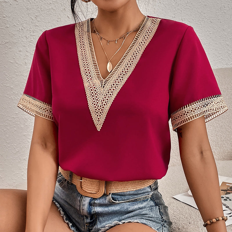 Einfarbiges Spitzen-T-Shirt mit V-Ausschnitt