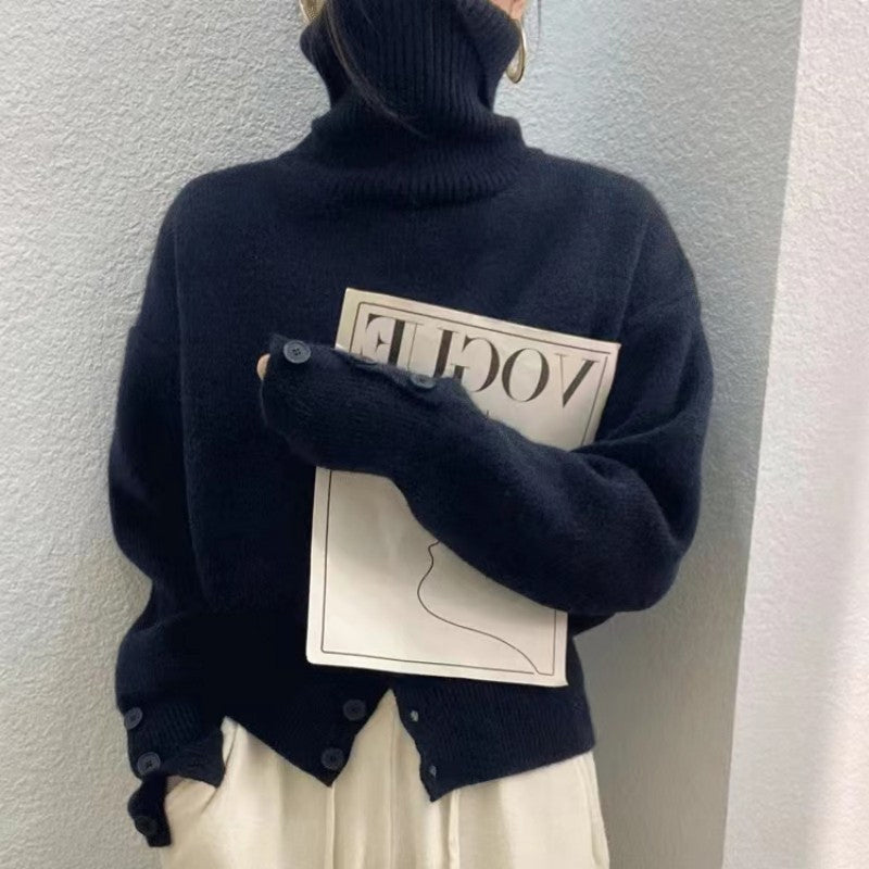 Einfarbiger Rollkragenpullover für Damen mit Knöpfen