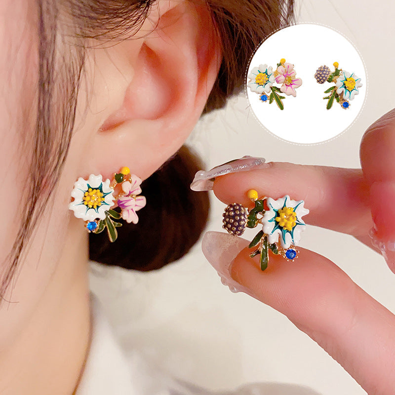 ✨Gänseblümchen-Blume asymmetrische Ohrringe