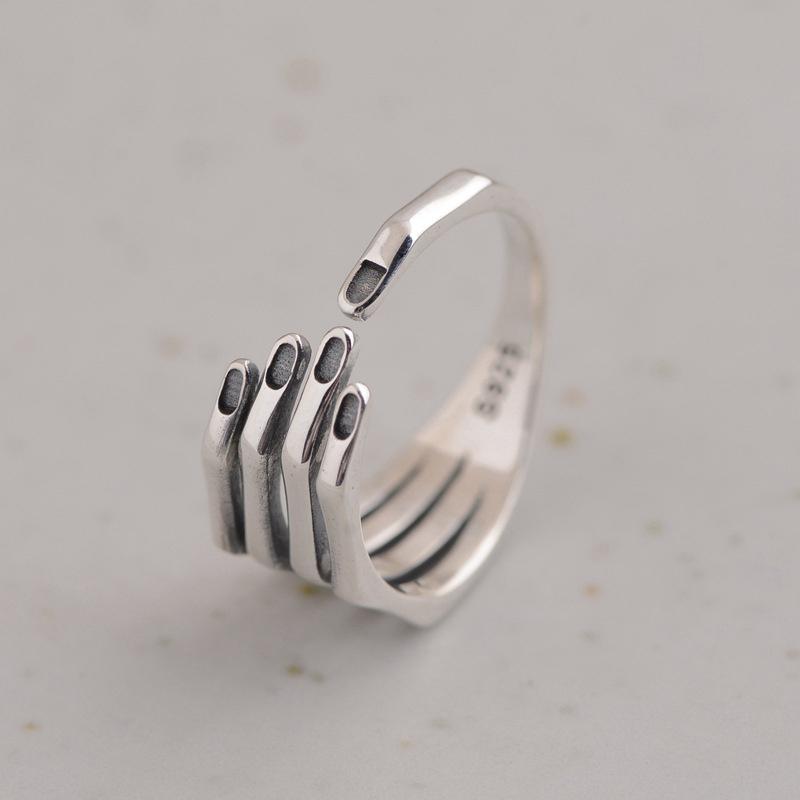 Personalisierter Und Exquisiter Ring