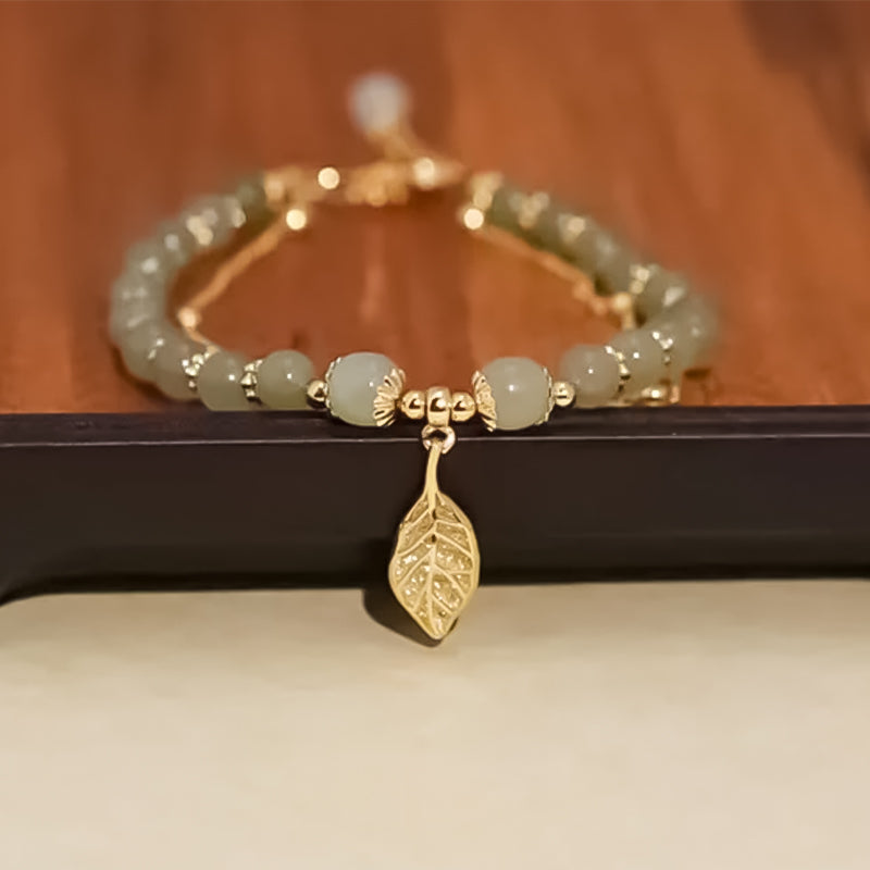 Doppelschichtiges Hetian-Jade-Armband mit Blättern