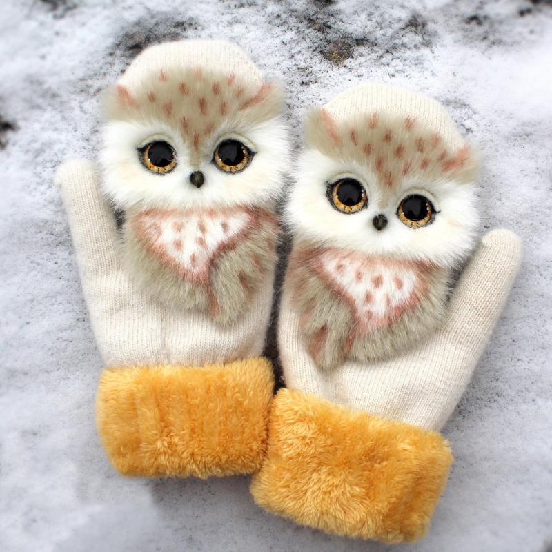 Niedliche Tierhandschuhe