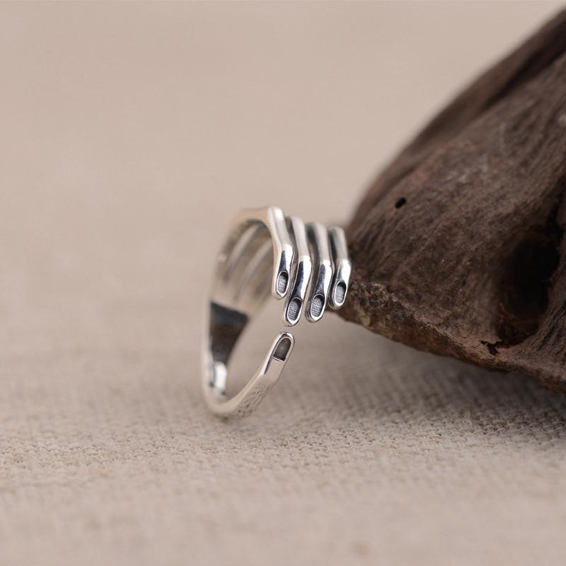 Personalisierter Und Exquisiter Ring