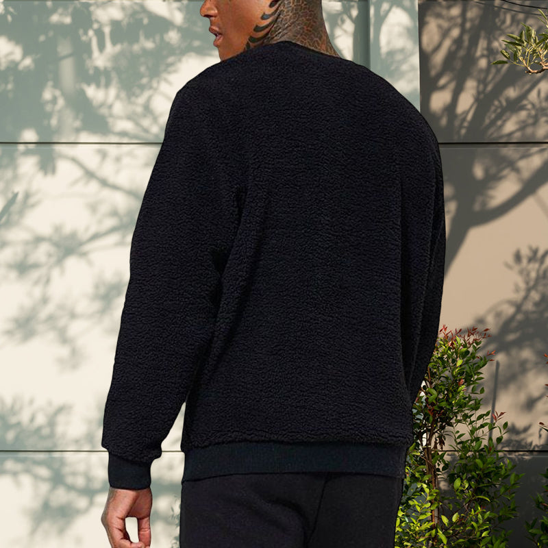 Lockerer Pullover mit Stehkragen aus Plüsch