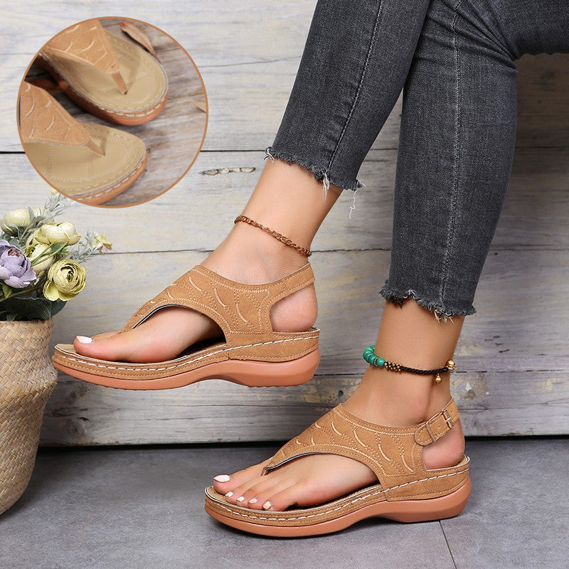 Einfarbige Sommer-Sandalen Mit Schnalle