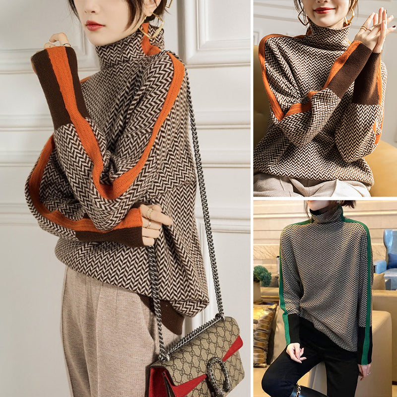 Rollkragenpullover mit Kontrastärmeln